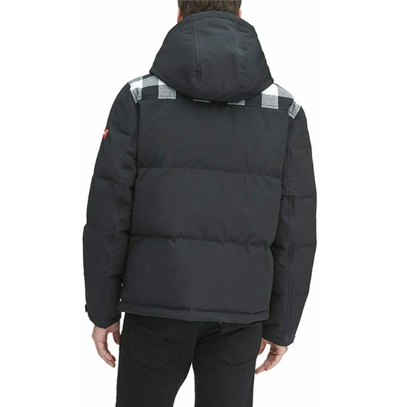 NWOT Levi's Puffer Jacket - Picture 2 of 10